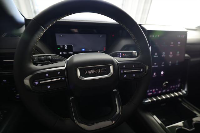 2025 GMC Yukon 4WD AT4