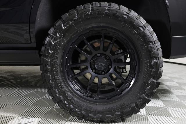 2025 GMC Yukon 4WD AT4