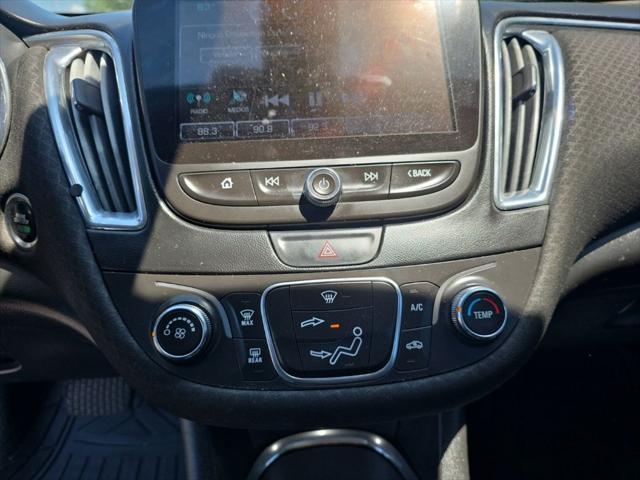 2017 Chevrolet Malibu 1LT
