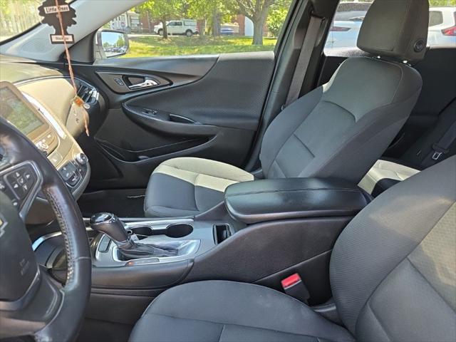 2017 Chevrolet Malibu 1LT