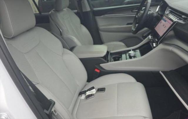 2022 Jeep Grand Cherokee Overland 4x4