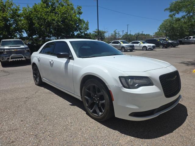 2021 Chrysler 300 Touring