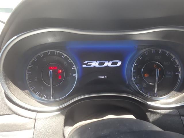 2021 Chrysler 300 Touring