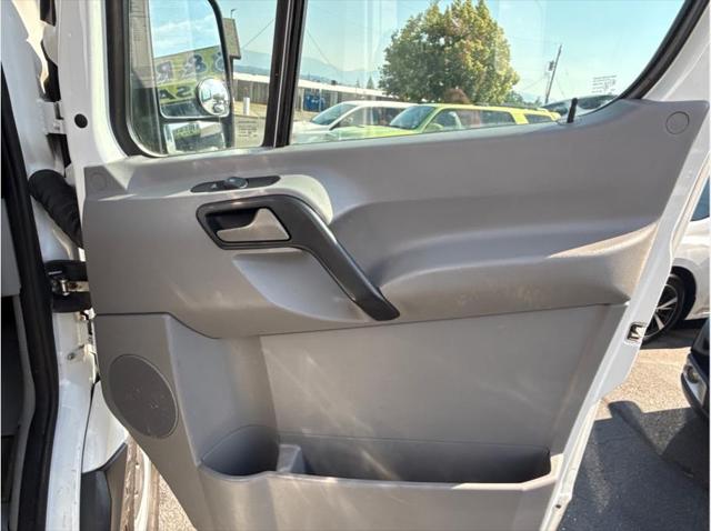 2007 Dodge Sprinter 1 Owner High Roof Cargo Van v6 Diesel Clean Carfax