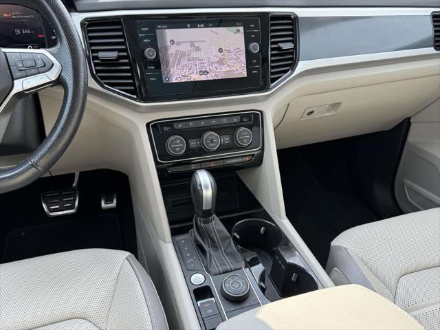 2022 Volkswagen Atlas 3.6L V6 SEL Premium R-Line 2022 Volkswagen Atlas 3.6L V6 SEL Premium R-Line