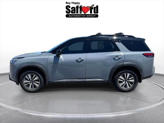 2022 Nissan Pathfinder SL 4WD