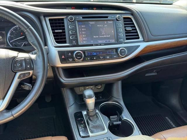 2019 Toyota Highlander Limited Platinum 2019 Toyota Highlander Limited Platinum