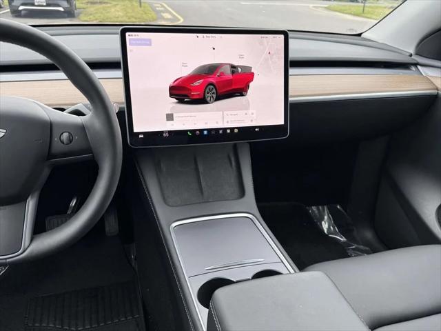 2025 Tesla Model Y Long Range Dual Motor All-Wheel Drive