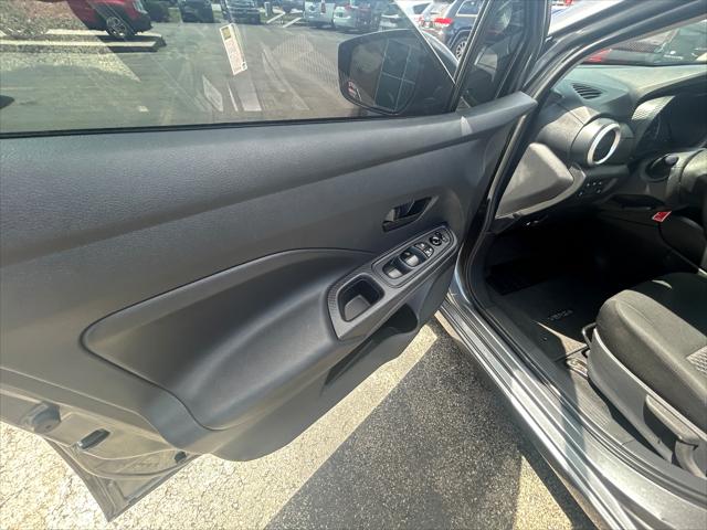 2024 Nissan Versa 1.6 S