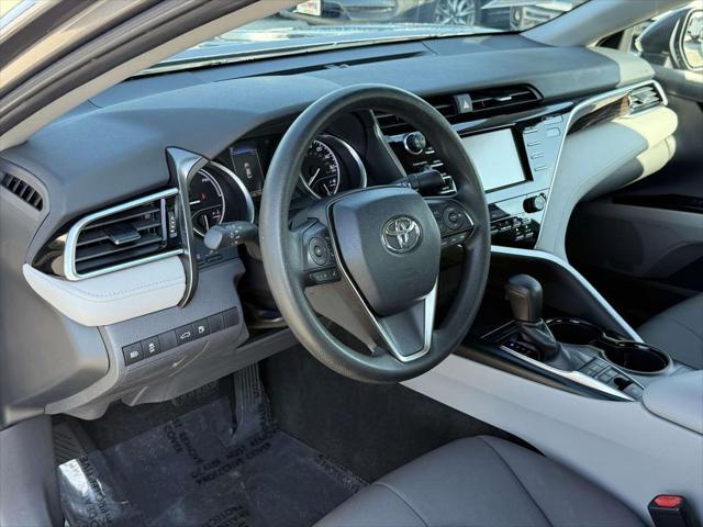 2018 Toyota Camry Hybrid LE 2018 Toyota Camry Hybrid LE
