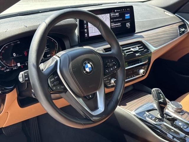 2023 BMW 530 i xDrive 2023 BMW 530 i xDrive