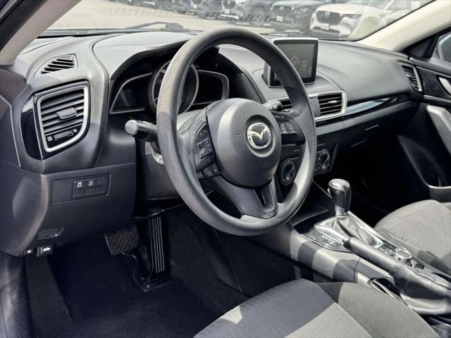 2015 Mazda Mazda3 Hatchback i Sport