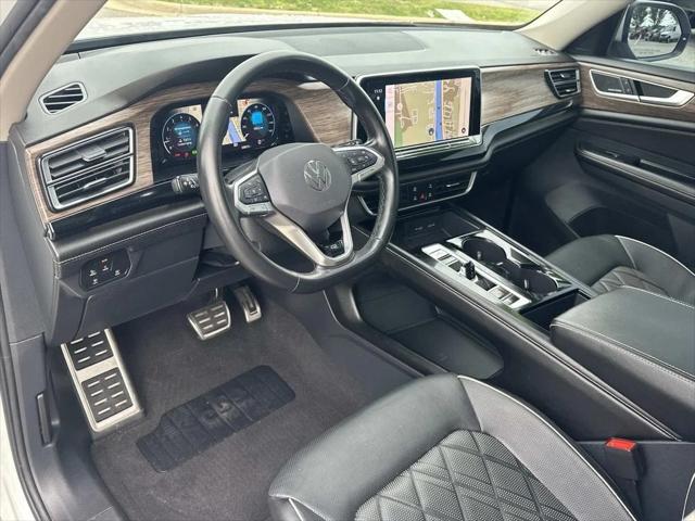 2024 Volkswagen Atlas 2.0T SEL Premium R-Line