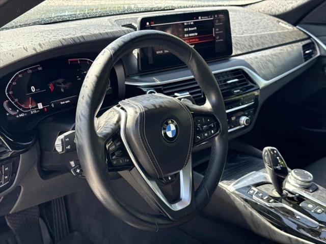 2022 BMW 530 i xDrive 2022 BMW 530 i xDrive