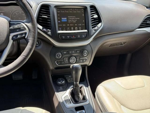 2016 Jeep Cherokee Overland 2016 Jeep Cherokee Overland