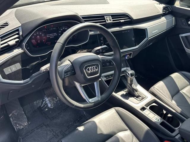 2025 Audi Q3 Premium 45 TFSI S line quattro Tiptronic 2025 Audi Q3 Premium 45 TFSI S line quattro Tiptronic