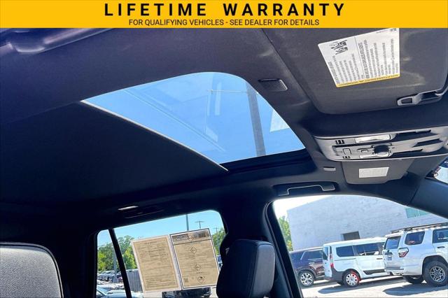 2023 Chevrolet Tahoe 4WD RST