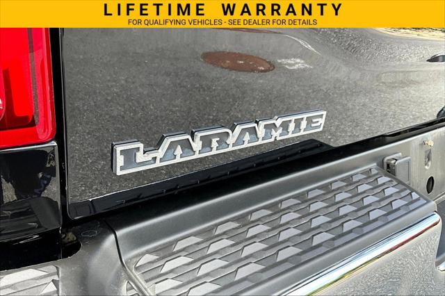2022 Ram 3500 Laramie Crew Cab 4x4 8' Box