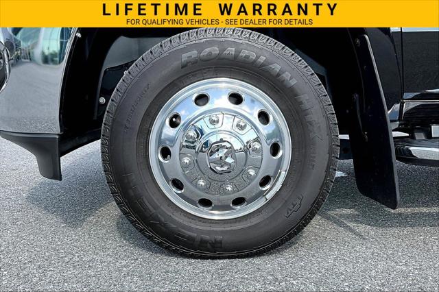 2022 Ram 3500 Laramie Crew Cab 4x4 8' Box