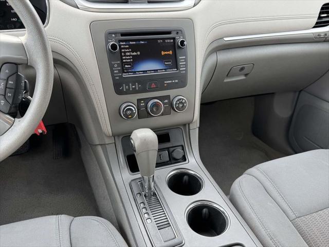 2015 Chevrolet Traverse LS 2015 Chevrolet Traverse LS