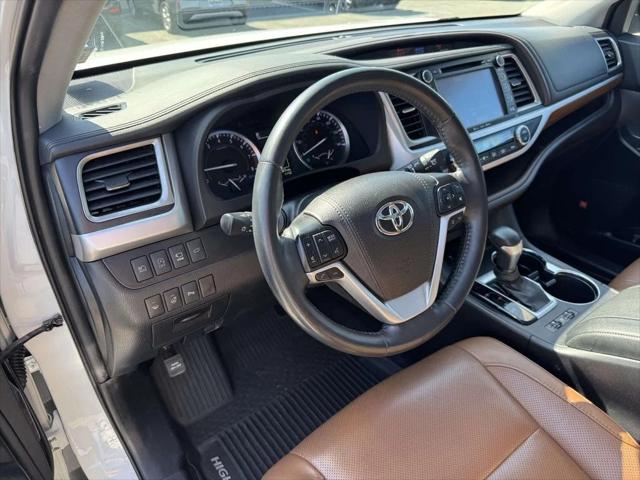 2019 Toyota Highlander Limited Platinum 2019 Toyota Highlander Limited Platinum