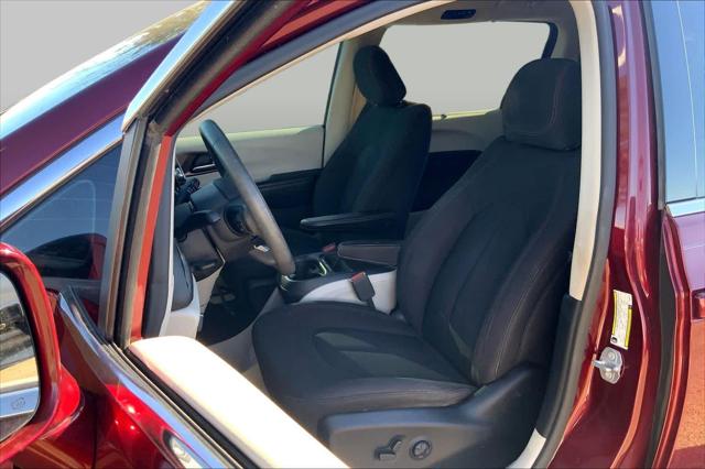 Used 2018 Chrysler Pacifica Touring Plus For Sale in Lubbock, TX
