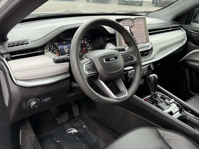 2025 Jeep Compass Limited 4x4 2025 Jeep Compass Limited 4x4