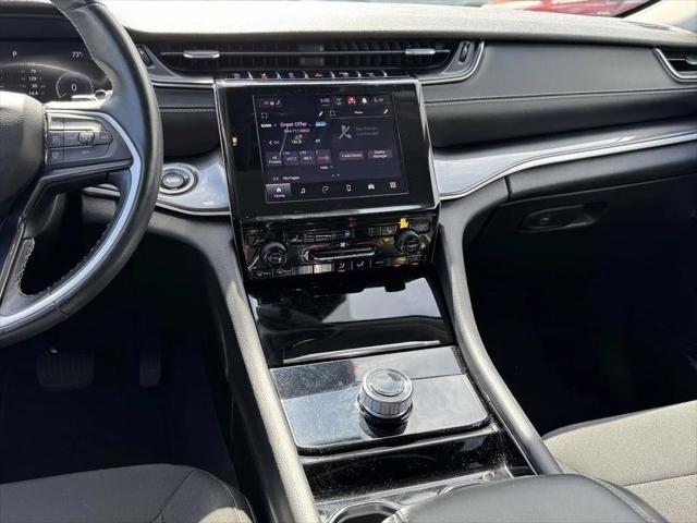 2021 Jeep Grand Cherokee L Laredo 4x4 2021 Jeep Grand Cherokee L Laredo 4x4