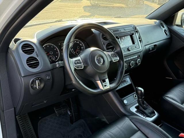 2014 Volkswagen Tiguan R-Line