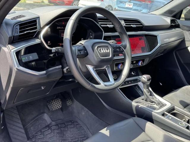2022 Audi Q3 Premium Plus 45 TFSI S line quattro Tiptronic
