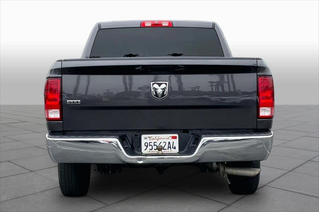 2022 Ram 1500 Classic SLT Crew Cab 4x2 5'7" Box