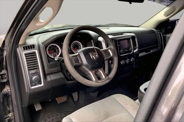 2022 Ram 1500 Classic SLT Crew Cab 4x2 5'7" Box
