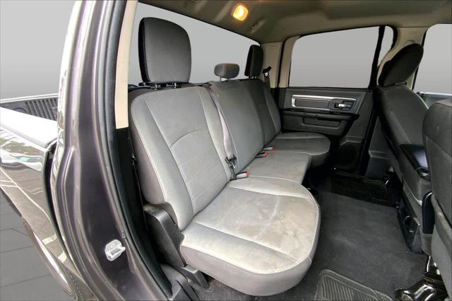2022 Ram 1500 Classic SLT Crew Cab 4x2 5'7" Box