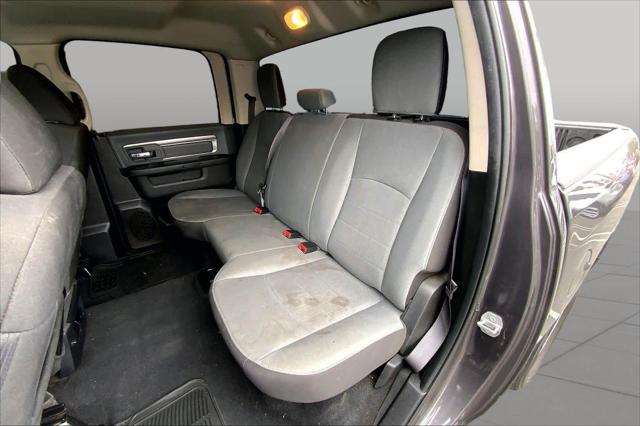 2022 Ram 1500 Classic SLT Crew Cab 4x2 5'7" Box