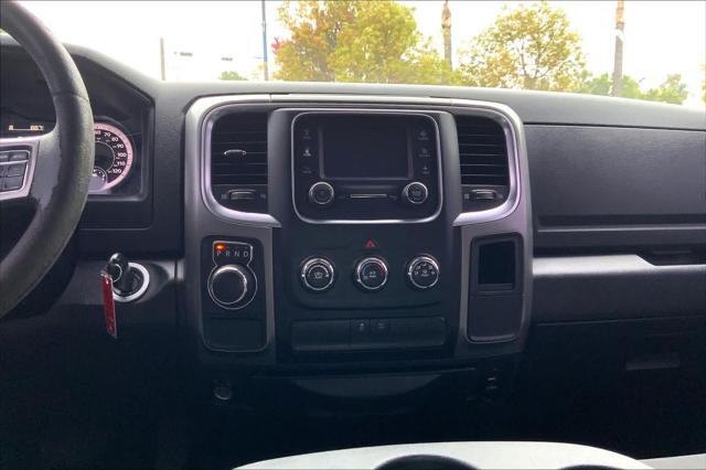 2022 Ram 1500 Classic SLT Crew Cab 4x2 5'7" Box