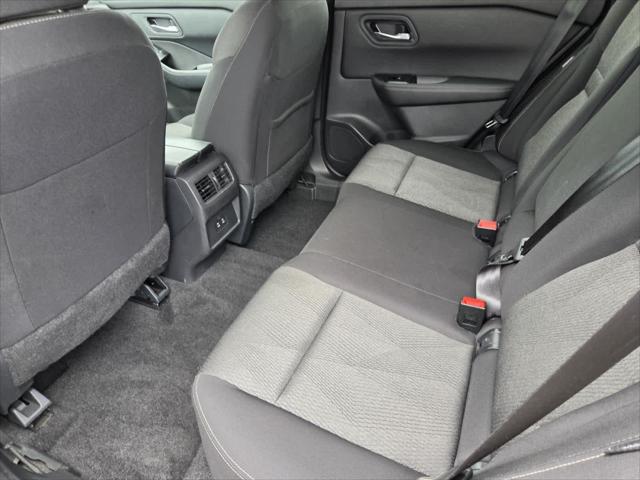2025 Nissan Rogue SV FWD