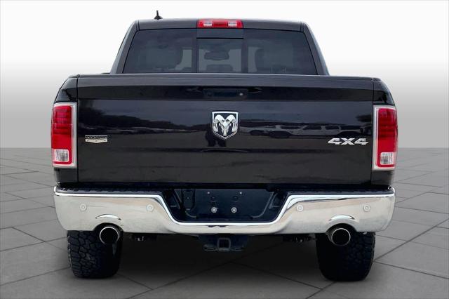 2017 Ram 1500 Laramie Crew Cab 4x4 5'7" Box