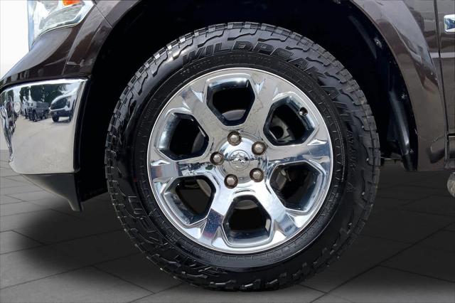 2017 Ram 1500 Laramie Crew Cab 4x4 5'7" Box