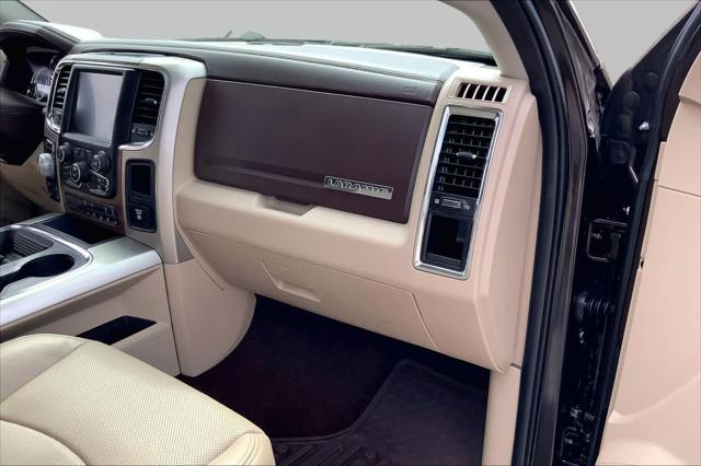 2017 Ram 1500 Laramie Crew Cab 4x4 5'7" Box