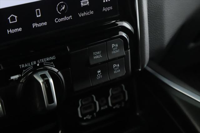 2024 Ram 1500 Big Horn Crew Cab 4x4 5'7" Box