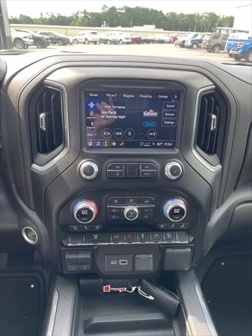 2023 GMC Sierra 2500HD 4WD Crew Cab Standard Bed AT4