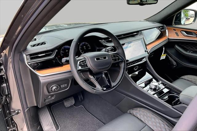 2026 Jeep Grand Cherokee Summit 4x4