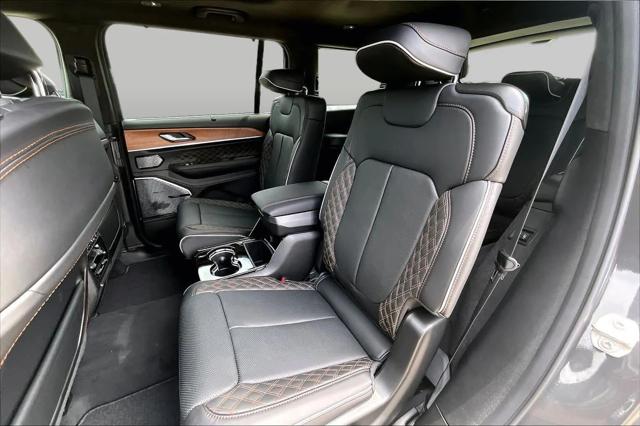2026 Jeep Grand Cherokee Summit 4x4