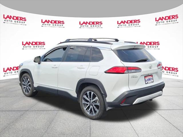 2024 Toyota Corolla Cross XLE