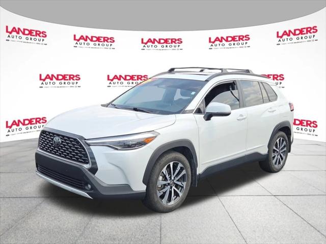 2024 Toyota Corolla Cross XLE
