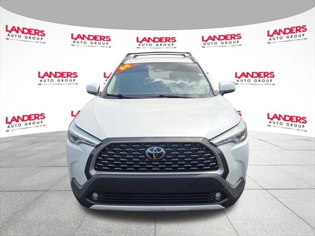 2024 Toyota Corolla Cross XLE