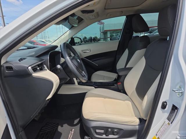 2024 Toyota Corolla Cross XLE