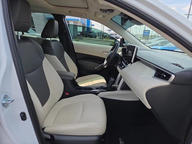 2024 Toyota Corolla Cross XLE