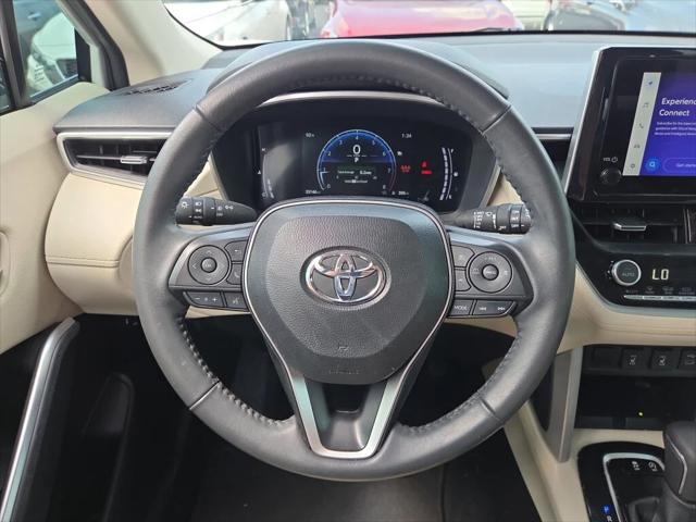 2024 Toyota Corolla Cross XLE
