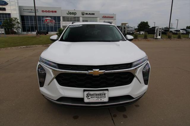 2024 Chevrolet Trax FWD LT